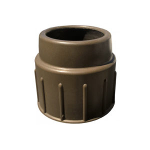 Union nut with reducer socket